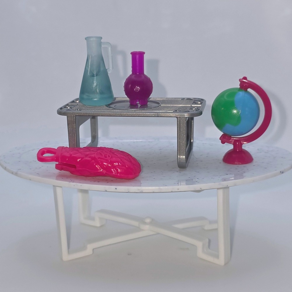Barbie Science Lab Globe Table Accessory Set Multicolor Good Mattel Playset Lot